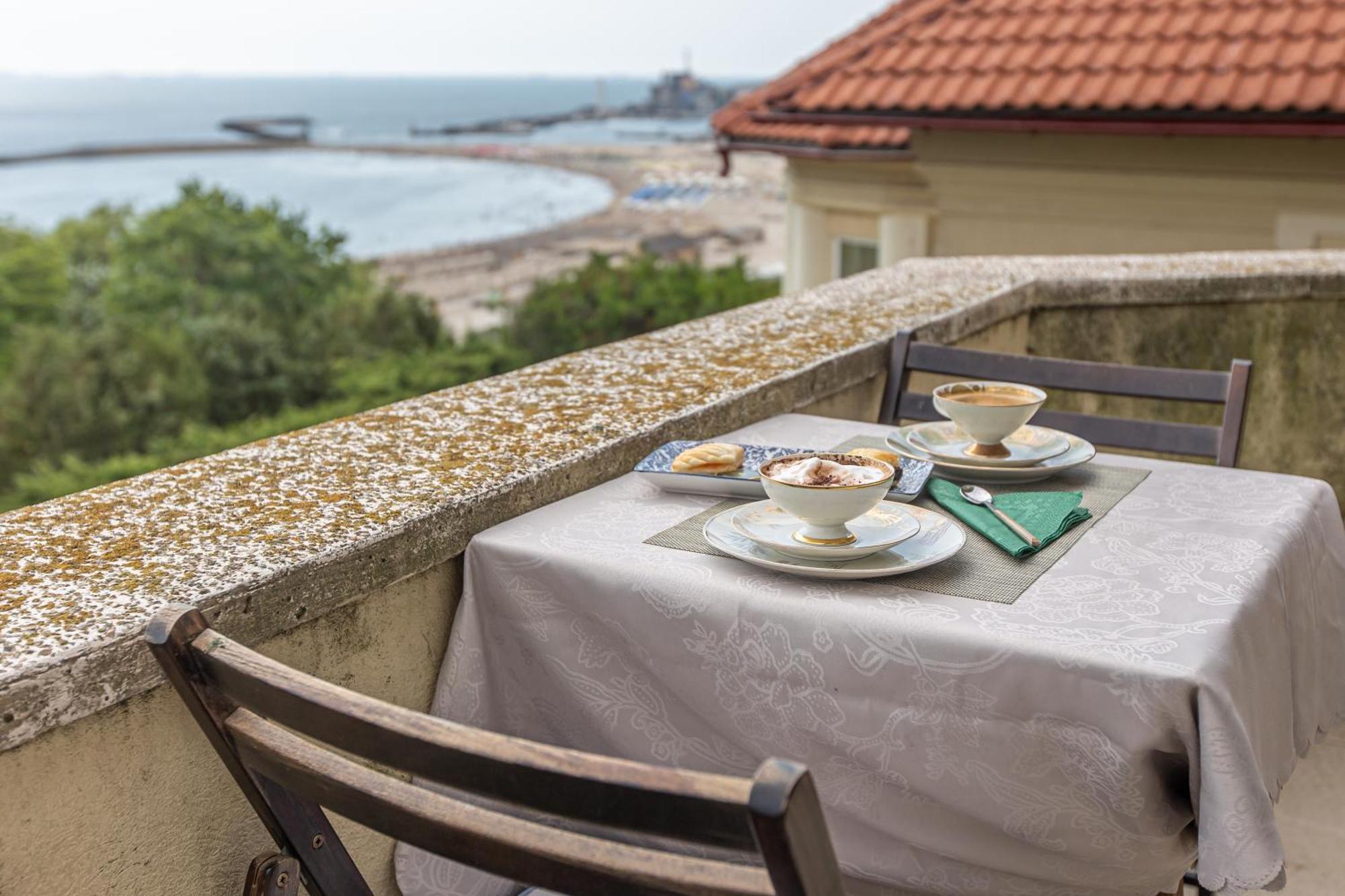 Bed and Breakfast Casa Chintoan - Adult Only Constanţa Exterior foto